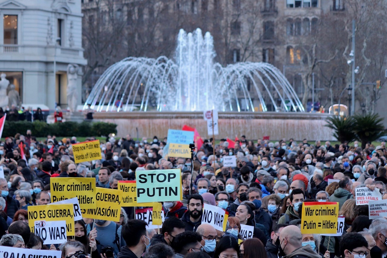 Manifestaciones en Barcelona en contra de la invasión rusa
